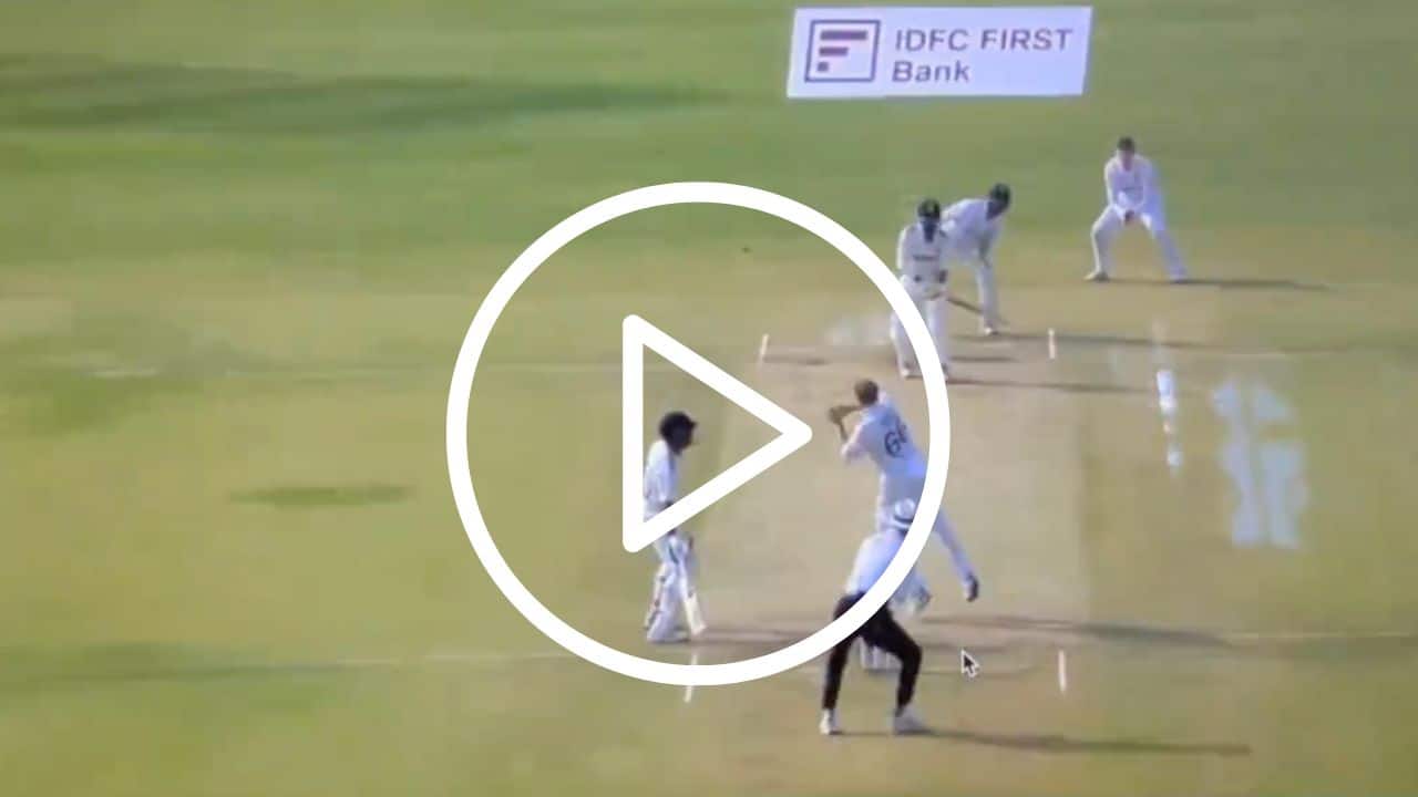 [Watch] Joe Root's Golden Arm Does The Job Again As Ravindra Jadeja Out Caught & Bowled